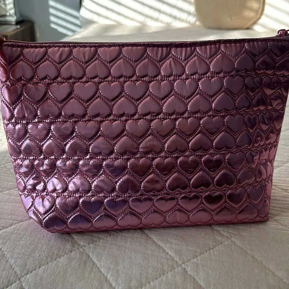 Juicy Couture travel heart pouch